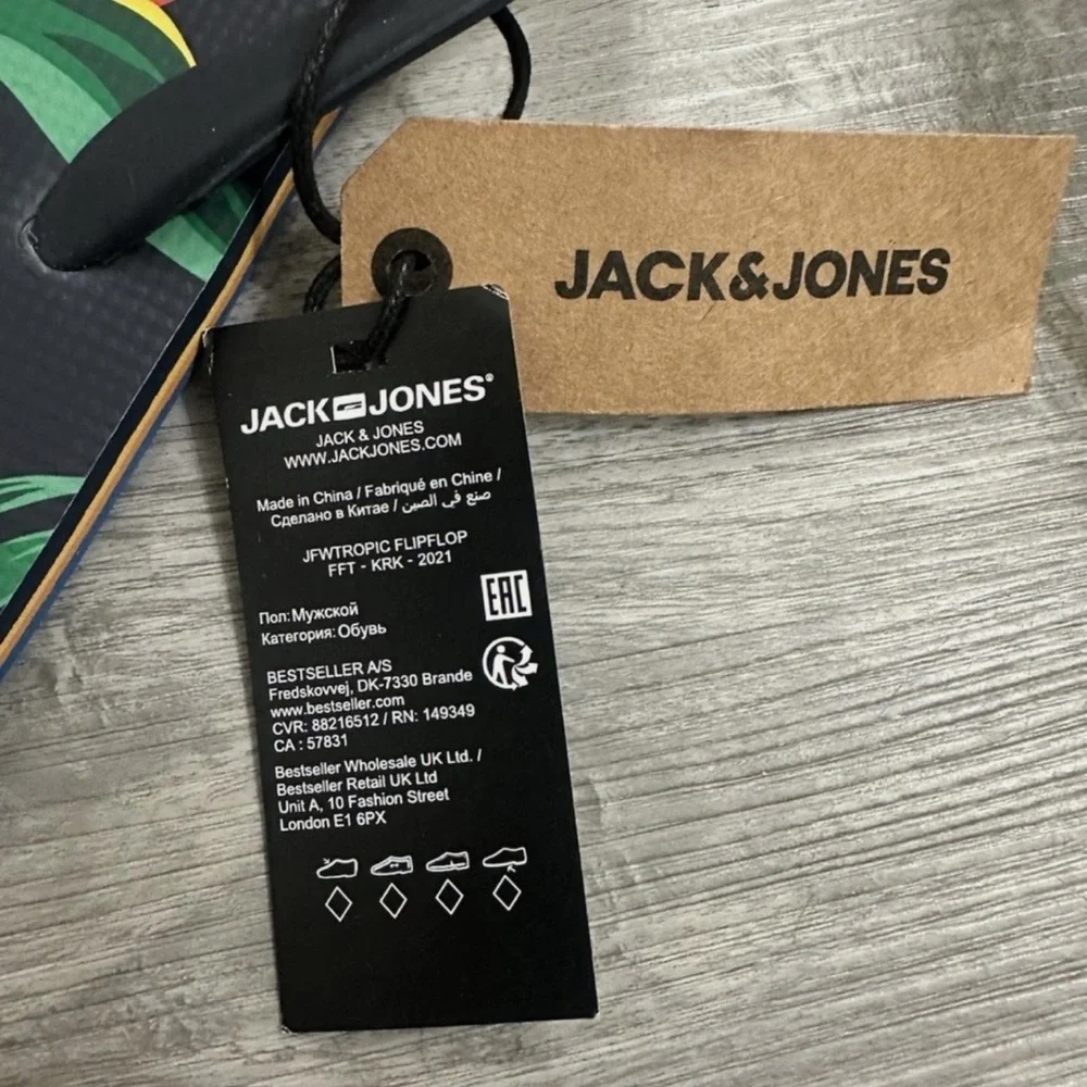Jack & Jones Leaf Pattern Flip Flops Jack & jones Navy Blazer  Size 11-12. NWT